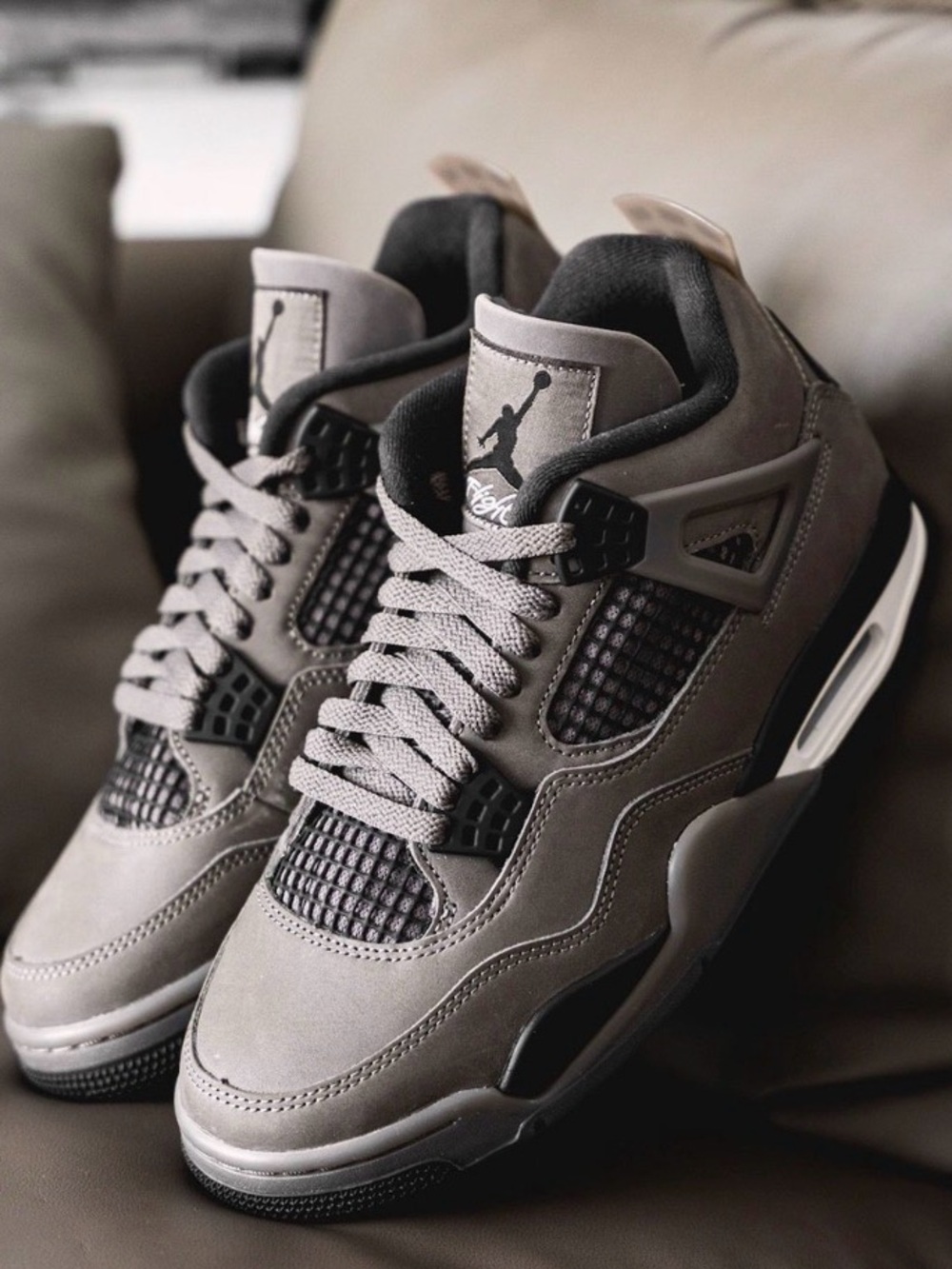 Jordan 4 cavestone September release %100 authentic from stock X size us 8 Mens